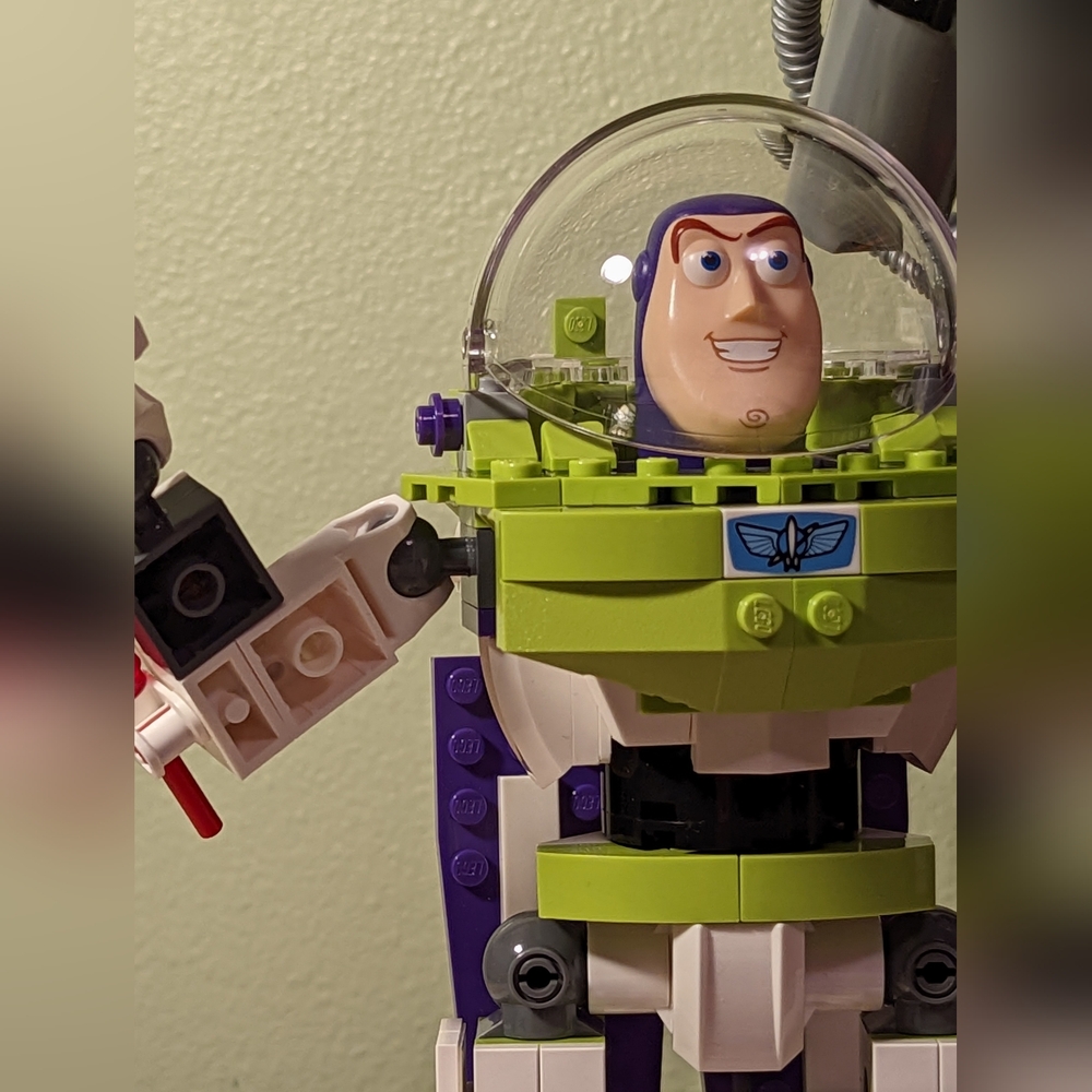 Lego Disney Buzz lightyear and Emperor Zurg Toy story figures (READ DESCRIPTION) - Picture 9 of 13